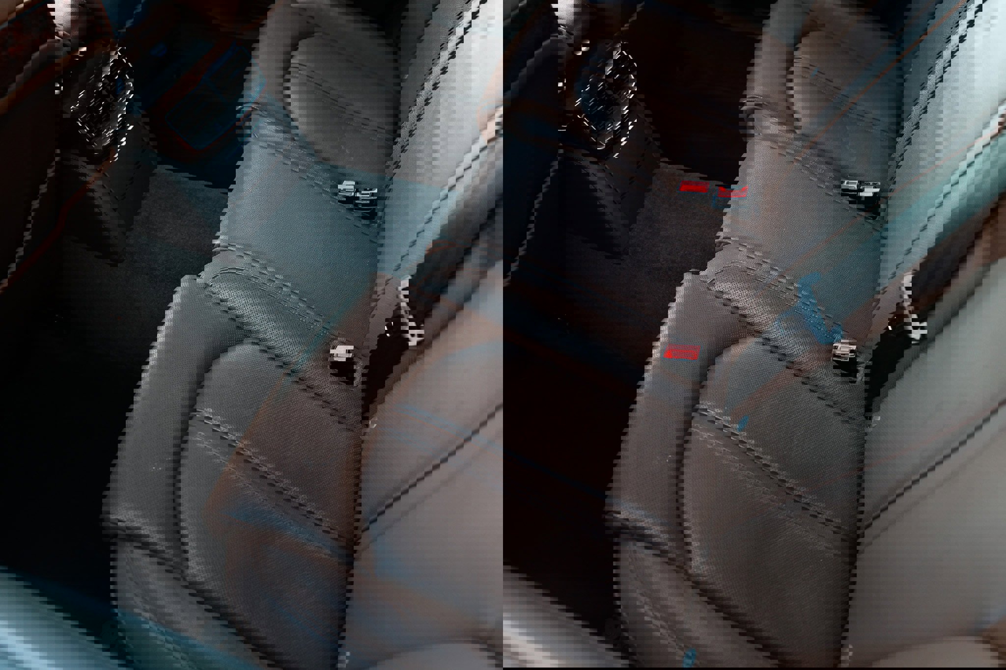 Used 2014 Audi A8 L TDI w/ Premium Package image 13