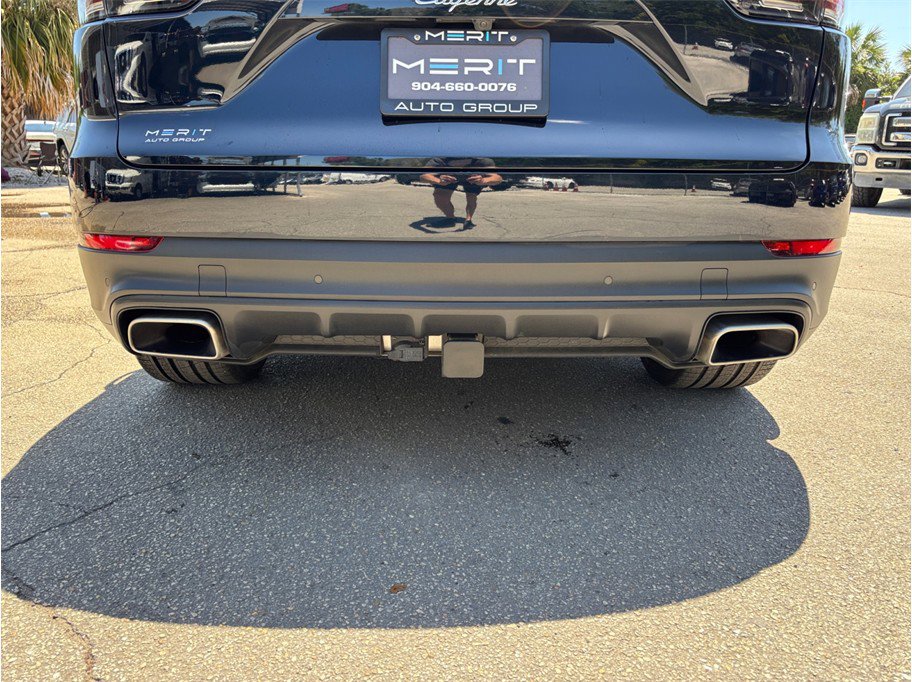 Used 2020 Porsche Cayenne image 17