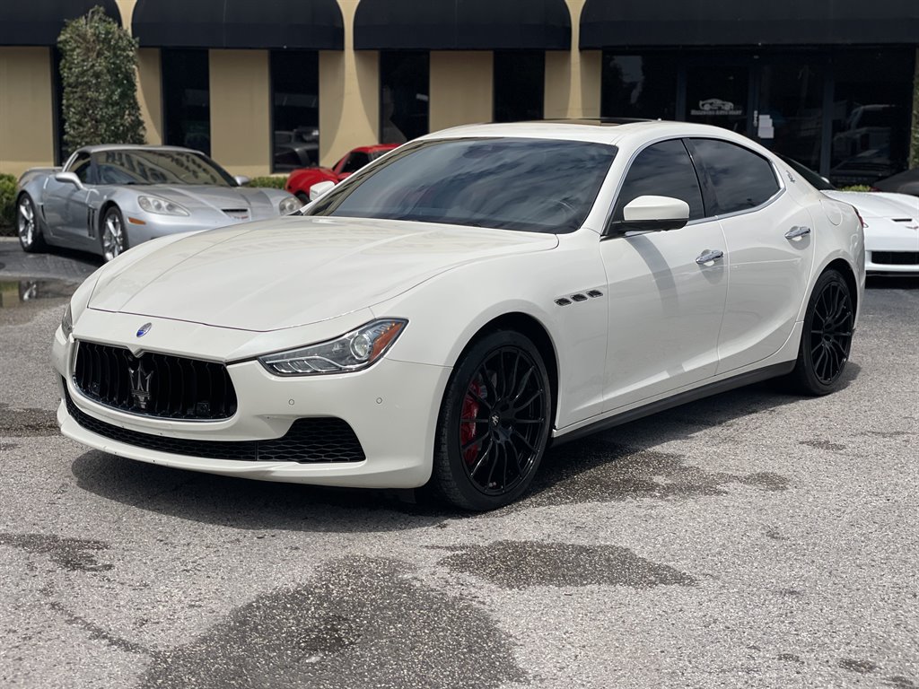 Used 2017 Maserati Ghibli S Q4 AWD/4WD image 18