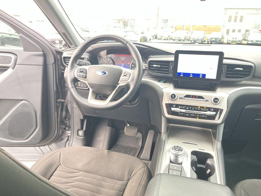 Used 2021 Ford Explorer XLT w/ Class III Trailer Tow Package image 35