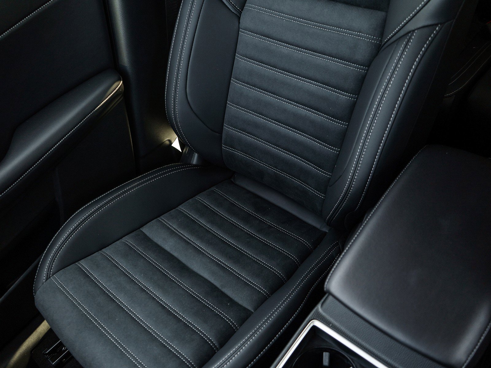 New 2025 Mitsubishi Outlander SE AWD/4WD image 26