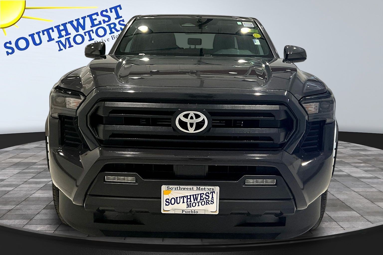 Used 2024 Toyota Tacoma SR5 AWD/4WD image 2