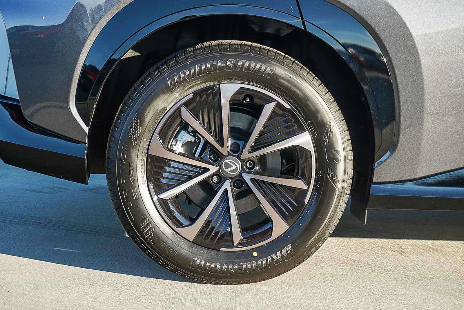New 2026 Lexus RZ 350e 2WD w/ Accessory Package (Z2) image 10