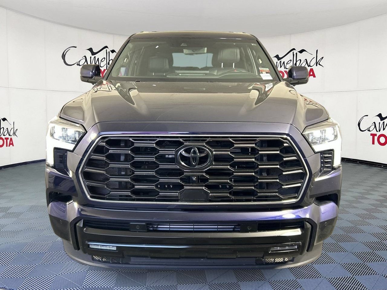 Used 2025 Toyota Sequoia Platinum w/ TRD Off-Road Package AWD/4WD image 3