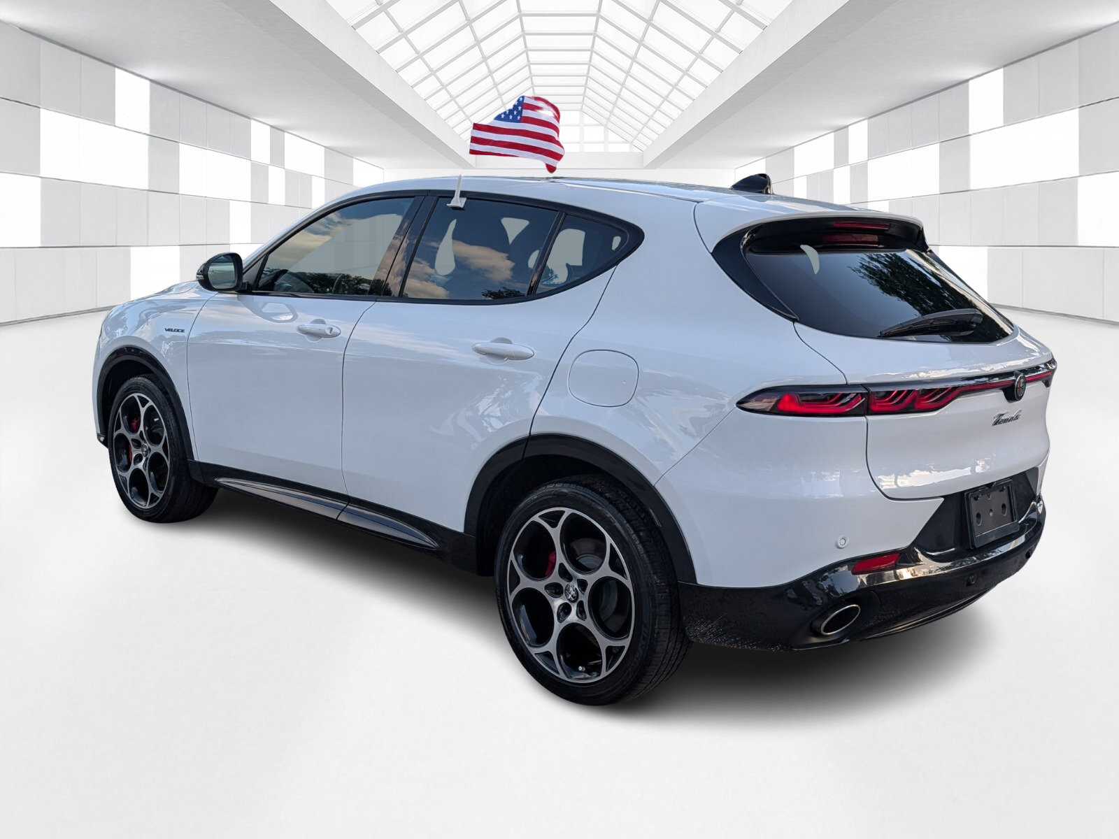 Used 2024 Alfa Romeo Tonale Veloce AWD/4WD image 5