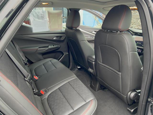 Used 2023 Chevrolet Bolt EUV Premier w/ Sun & Sound Package image 17