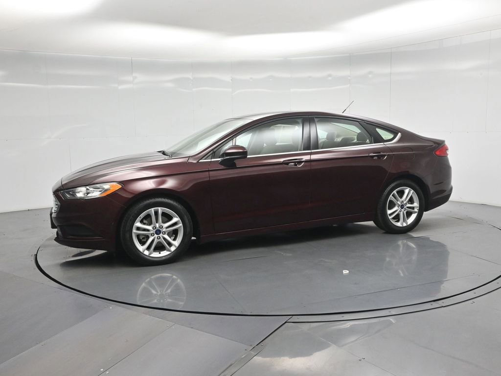 Certified 2018 Ford Fusion SE w/ Fusion SE Technology Package image 30