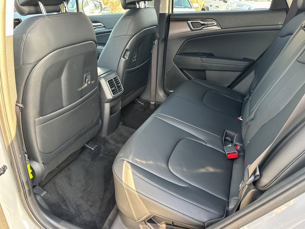 Certified 2026 Kia Sportage EX image 19