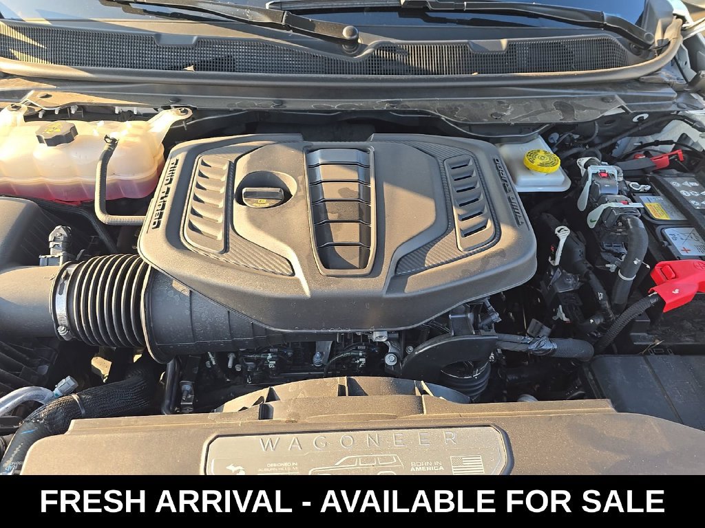 Used 2025 Jeep Wagoneer Series II AWD/4WD image 16