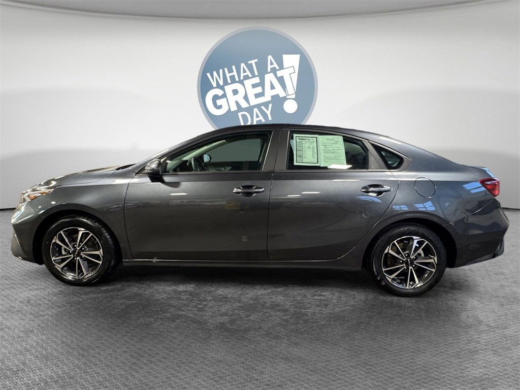 Certified 2024 Kia Forte LXS image 7