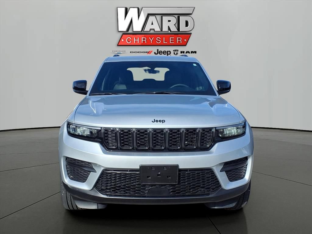 New 2025 Jeep Grand Cherokee 4WD image 18