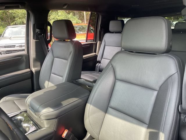 Certified 2026 Chevrolet Suburban LT w/ Comfort Package AWD/4WD image 11
