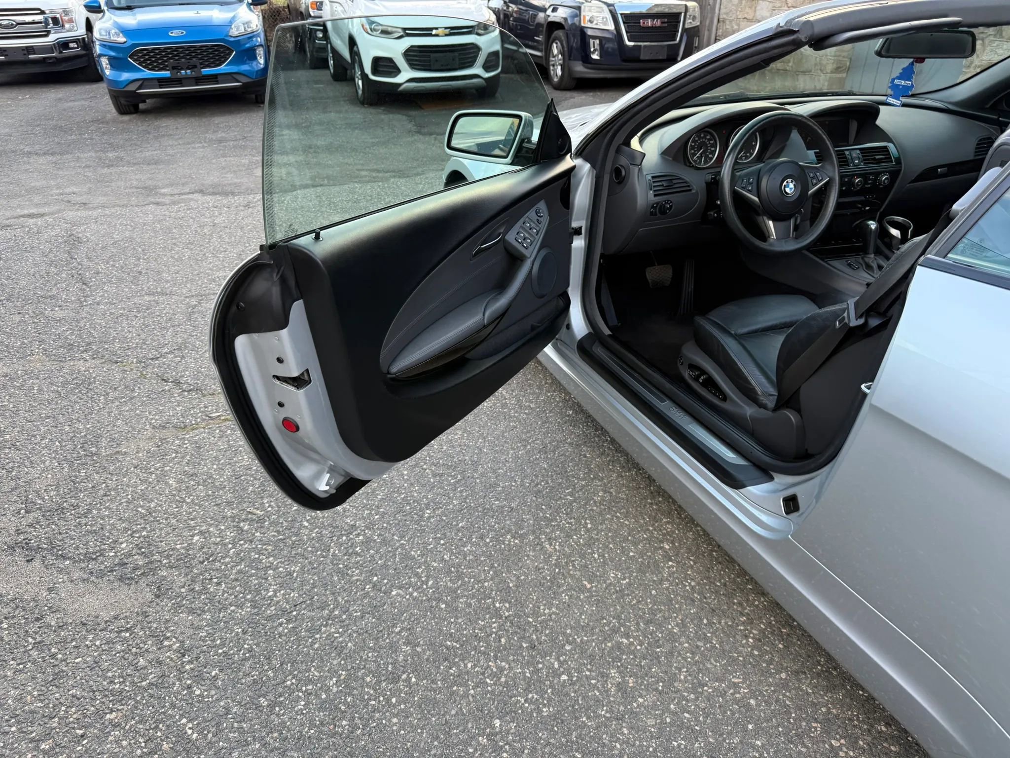 Used 2005 BMW 645Ci Convertible RWD image 25