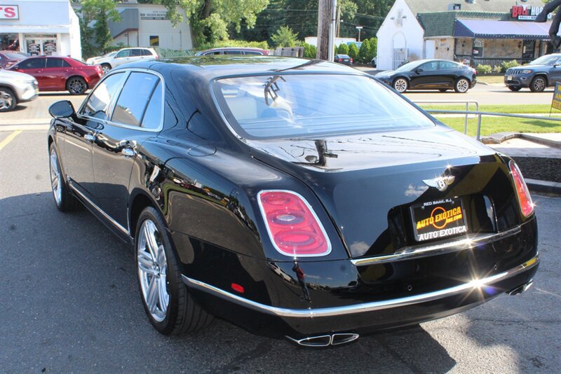 Used 2013 Bentley Mulsanne RWD image 4