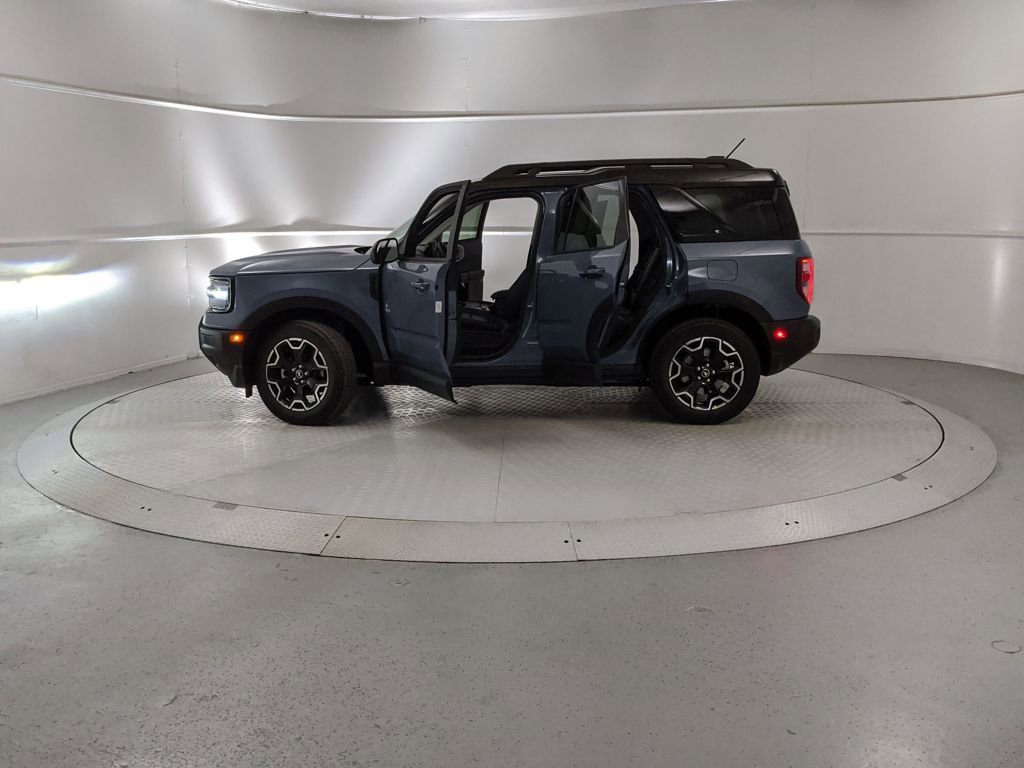 New 2025 Ford Bronco Sport Outer Banks image 11