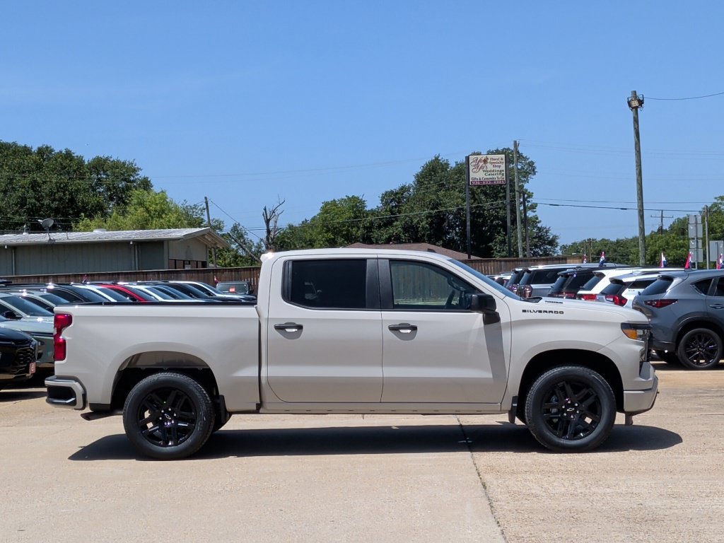 New 2026 Chevrolet Silverado 1500 Custom w/ LPO, Dark Essentials Package RWD image 9