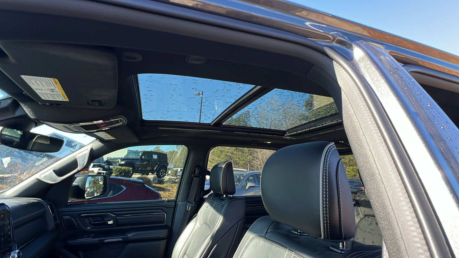 Used 2023 RAM 1500 Limited w/ Night Edition image 17