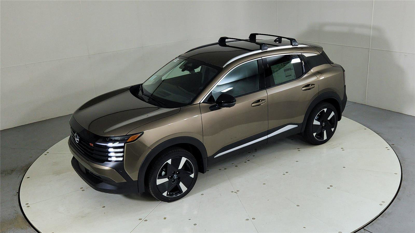 New 2026 Nissan Kicks SR w/ Illumination Package image 38