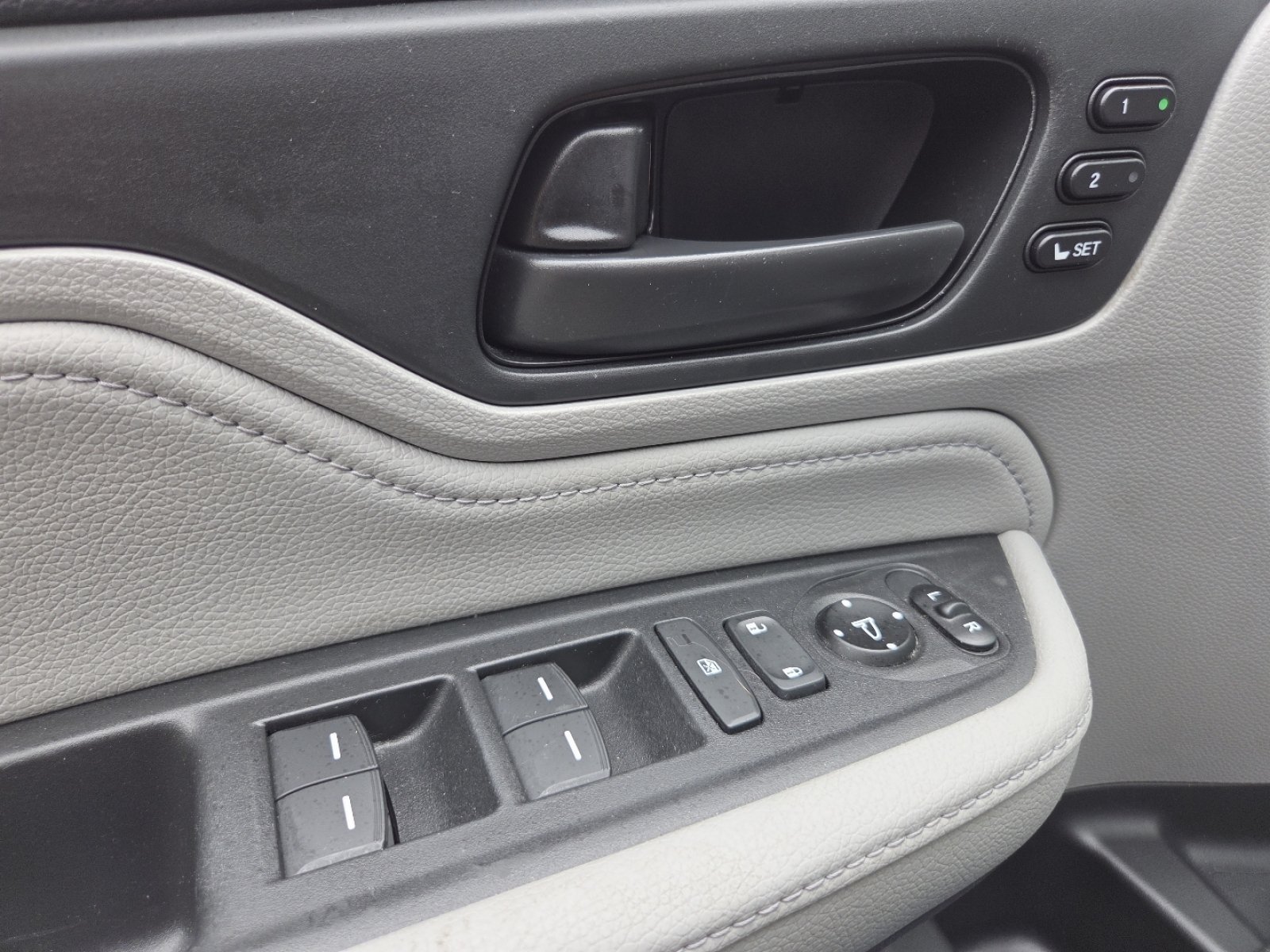 Used 2018 Honda Odyssey Touring image 34