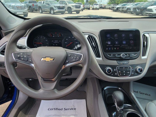Used 2023 Chevrolet Malibu LT FWD image 16