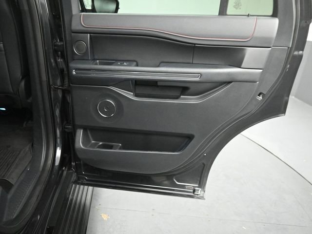 Used 2023 Ford Expedition Limited image 29