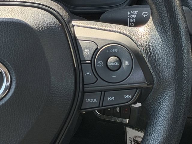 Used 2023 Toyota Corolla LE image 12