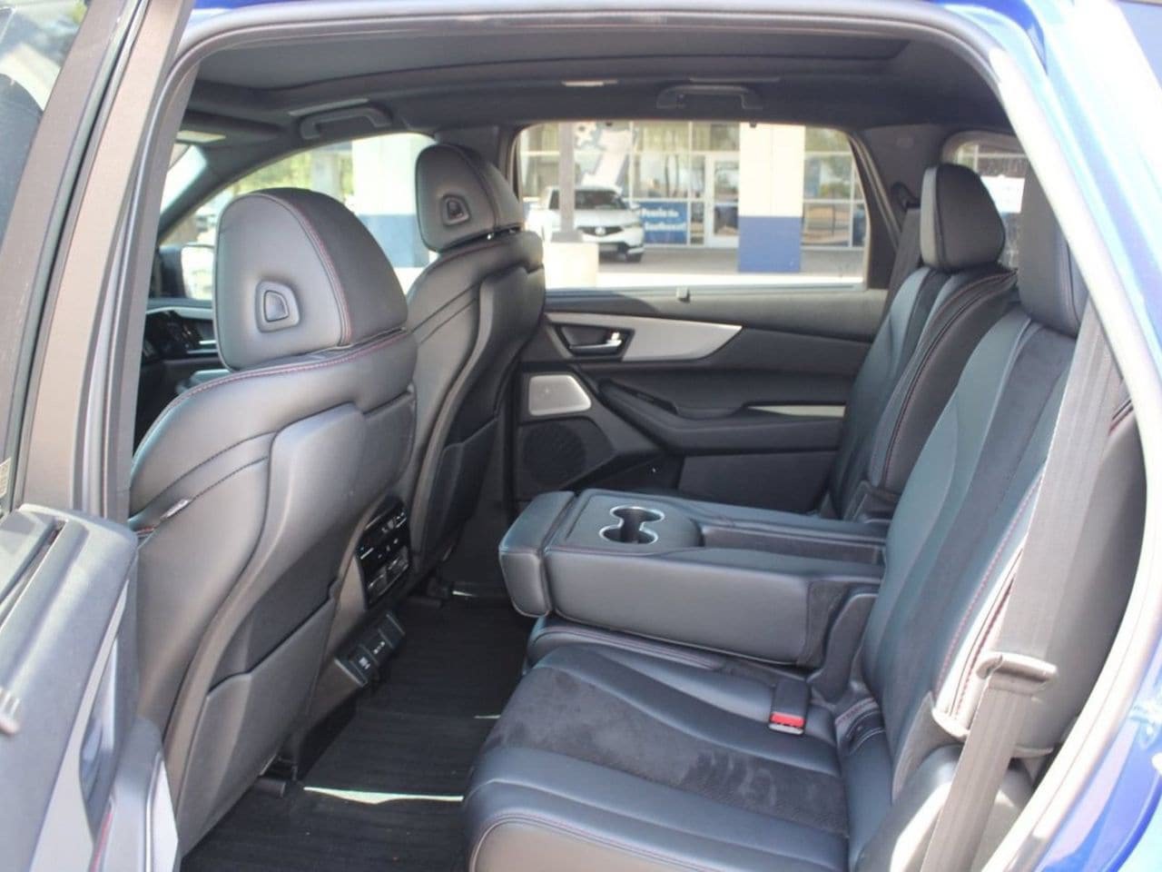 Used 2025 Acura MDX A-Spec AWD/4WD image 14