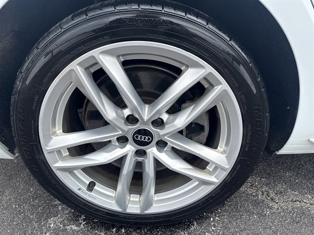 Used 2021 Audi A4 2.0T Premium Plus w/ Premium Plus Package AWD/4WD image 10