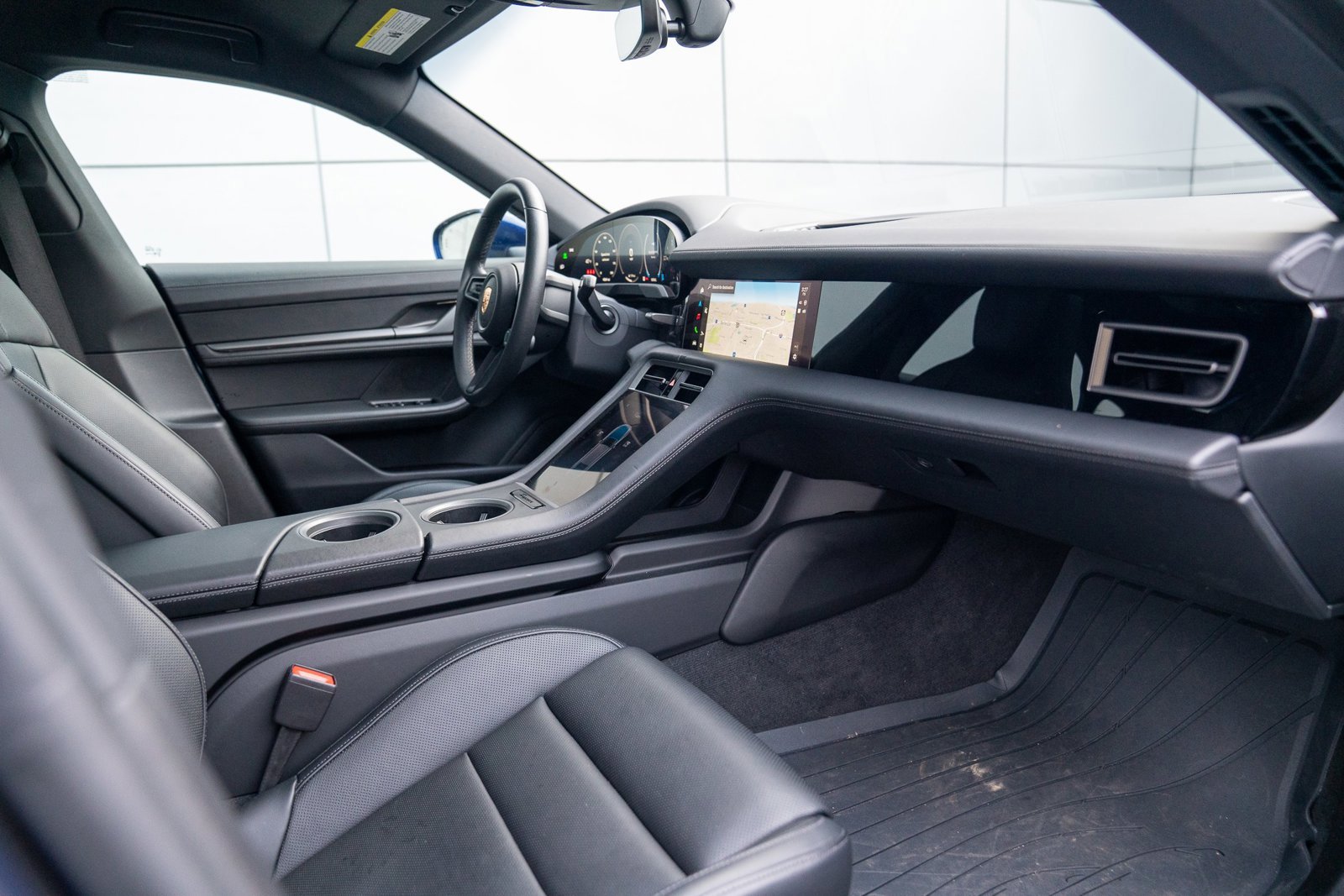Certified 2025 Porsche Taycan image 24