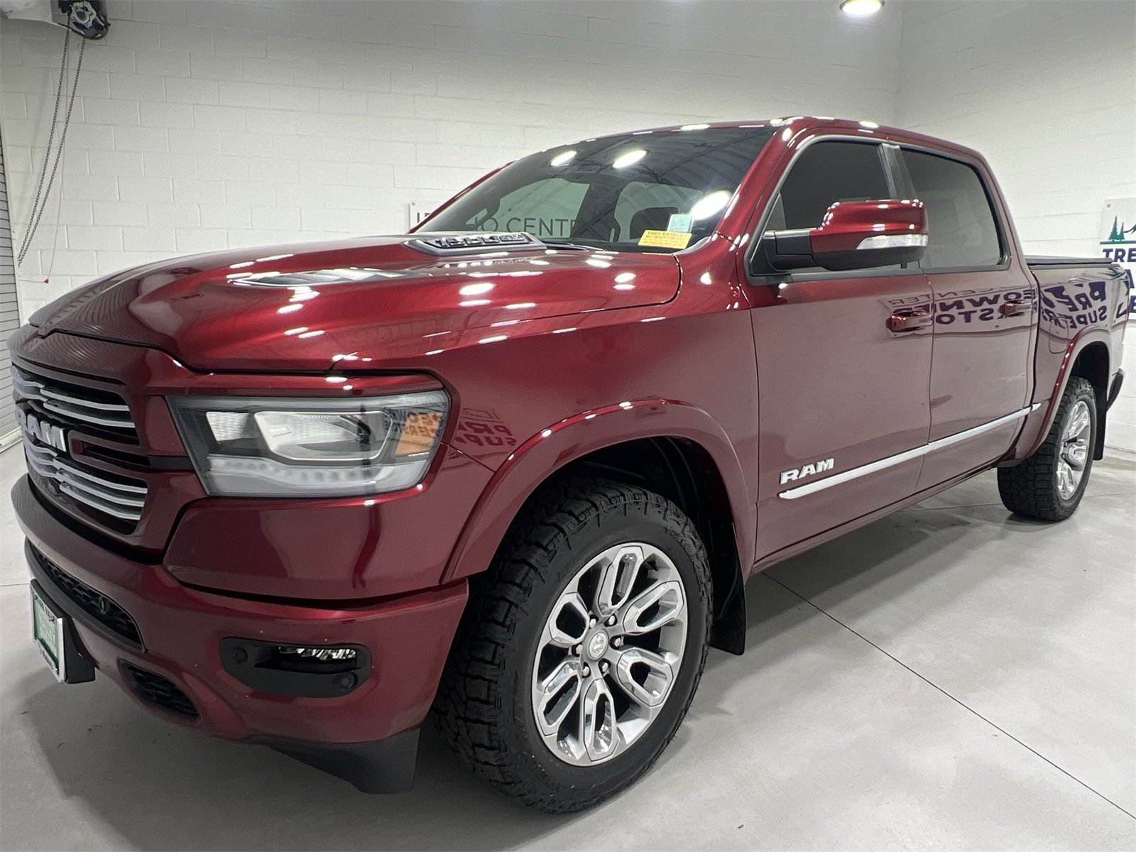 Used 2021 RAM 1500 Laramie w/ Sport Appearance Package image 4