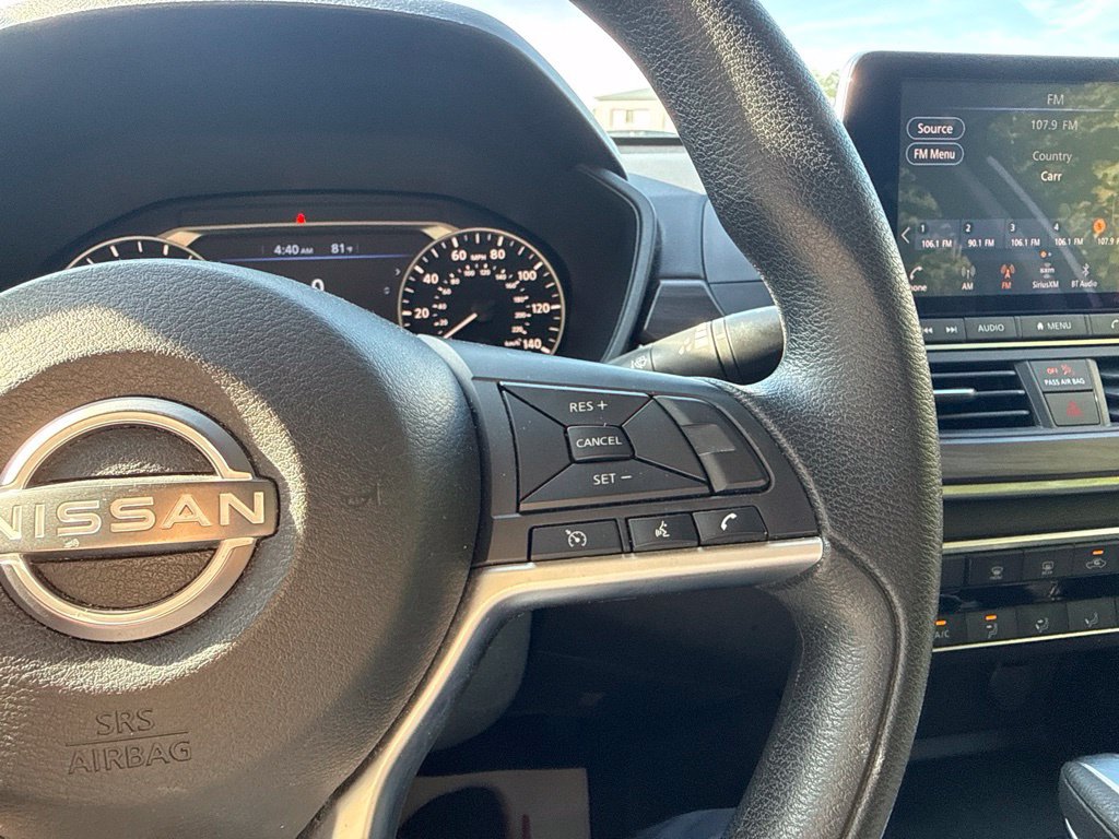 Used 2024 Nissan Altima 2.5 SV FWD image 16