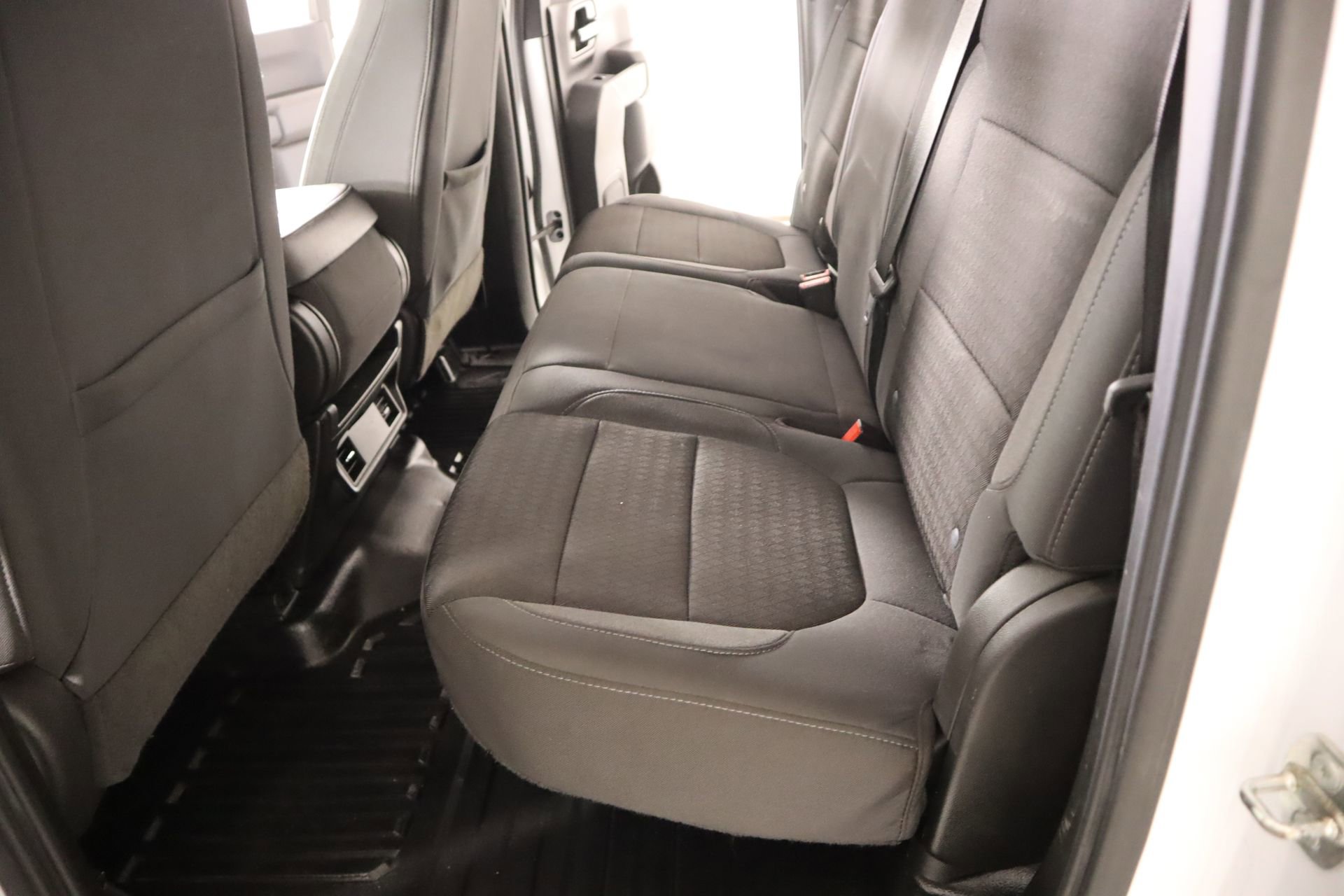 Used 2022 Chevrolet Silverado 2500 W/T w/ WT Fleet Convenience Package image 11