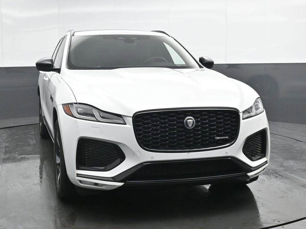 Used 2024 Jaguar F-PACE R-Dynamic S image 5