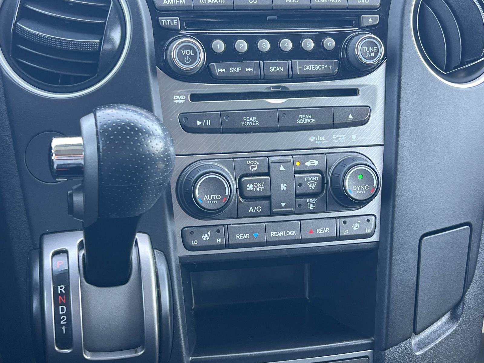 Used 2015 Honda Pilot Touring image 13