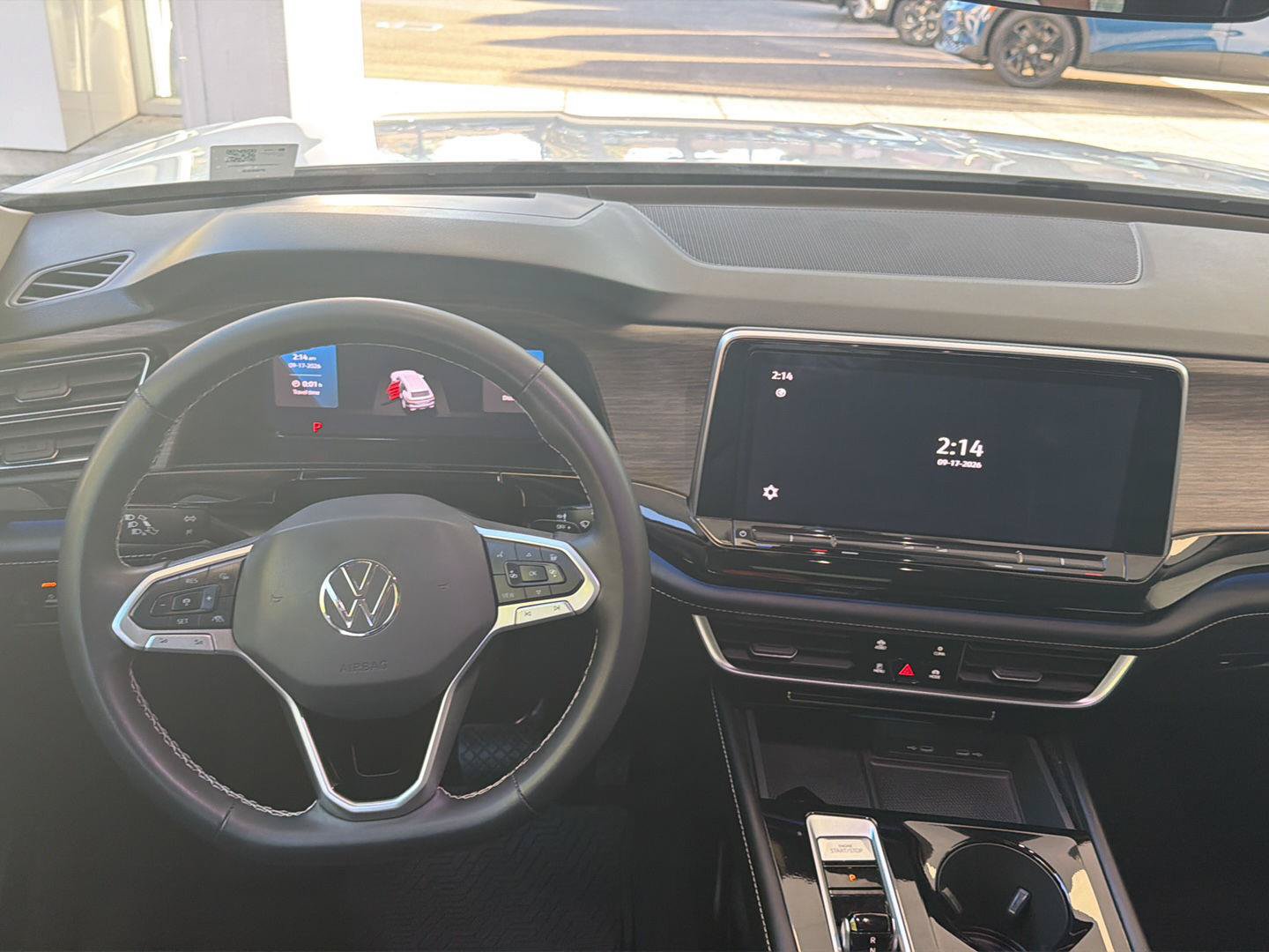Certified 2024 Volkswagen Atlas SEL AWD/4WD image 18
