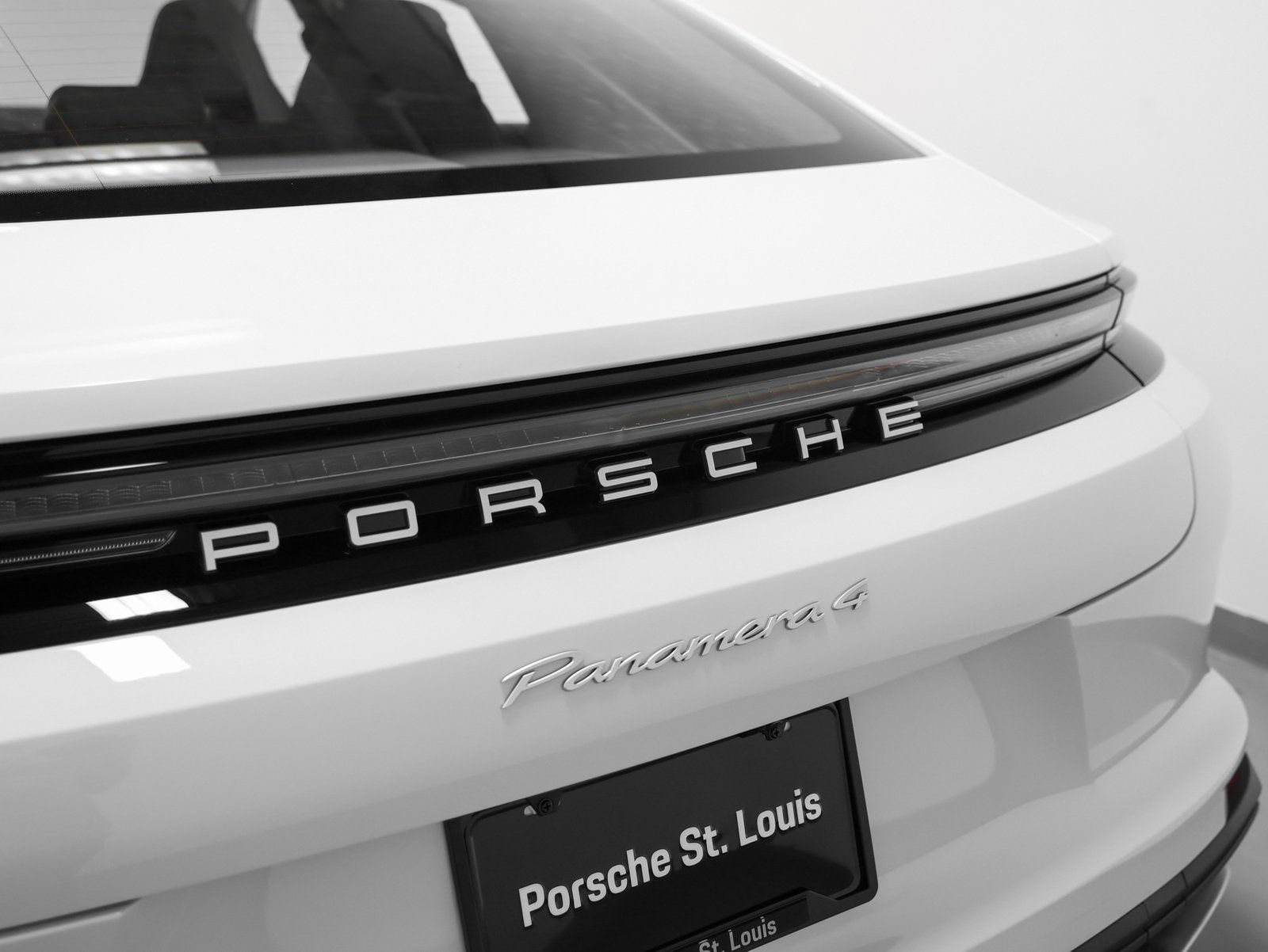 New 2026 Porsche Panamera 4 AWD/4WD image 21