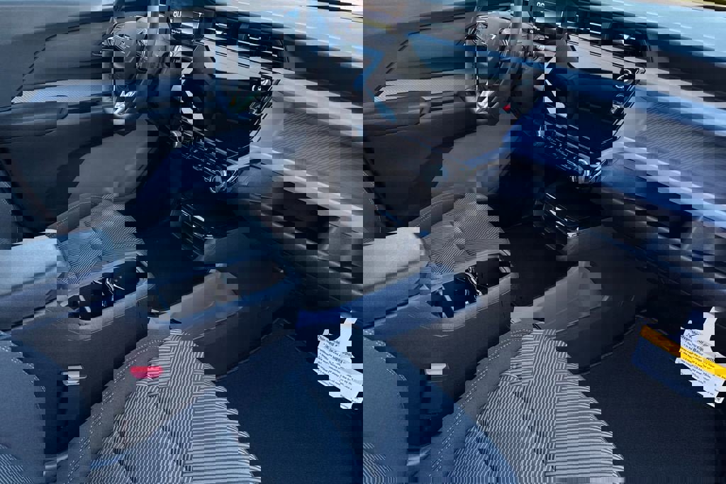 New 2027 Chevrolet Bolt LT w/ Comfort Package image 16