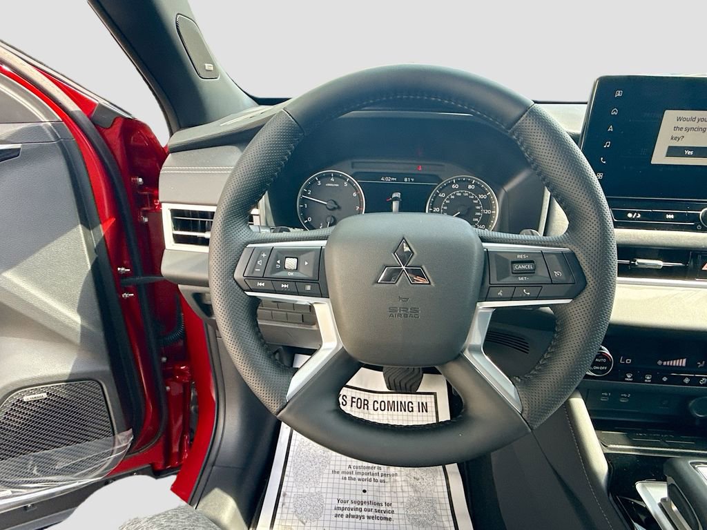 New 2026 Mitsubishi Outlander LE FWD image 10