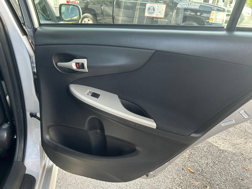 Used 2010 Toyota Corolla S FWD image 29