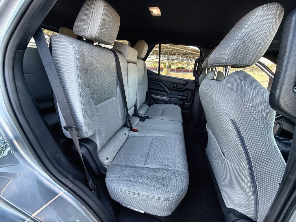 Used 2025 Toyota 4Runner SR5 image 26