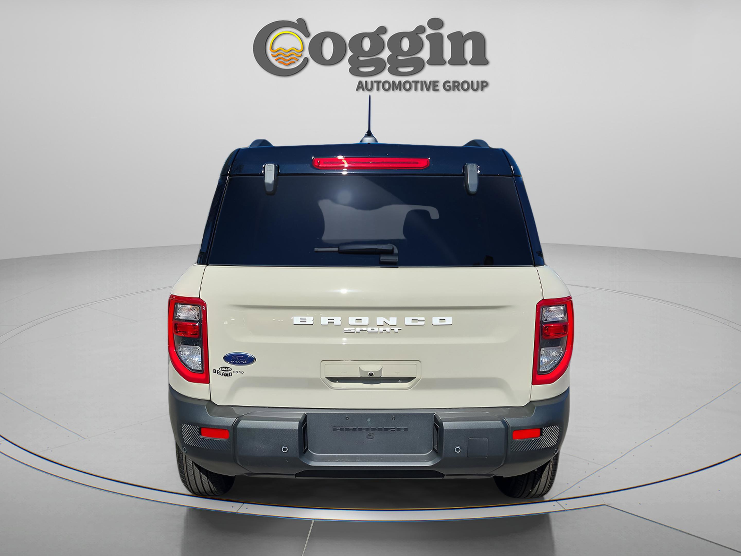 New 2025 Ford Bronco Sport Outer Banks image 4