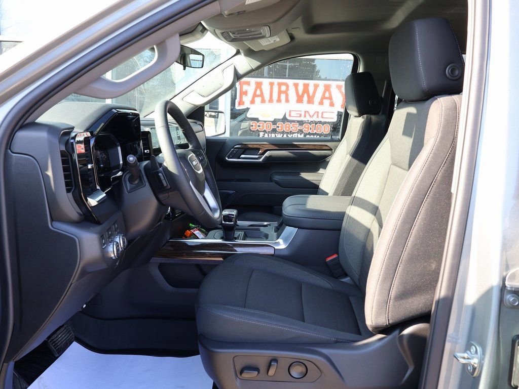 New 2026 GMC Sierra 1500 Elevation image 15