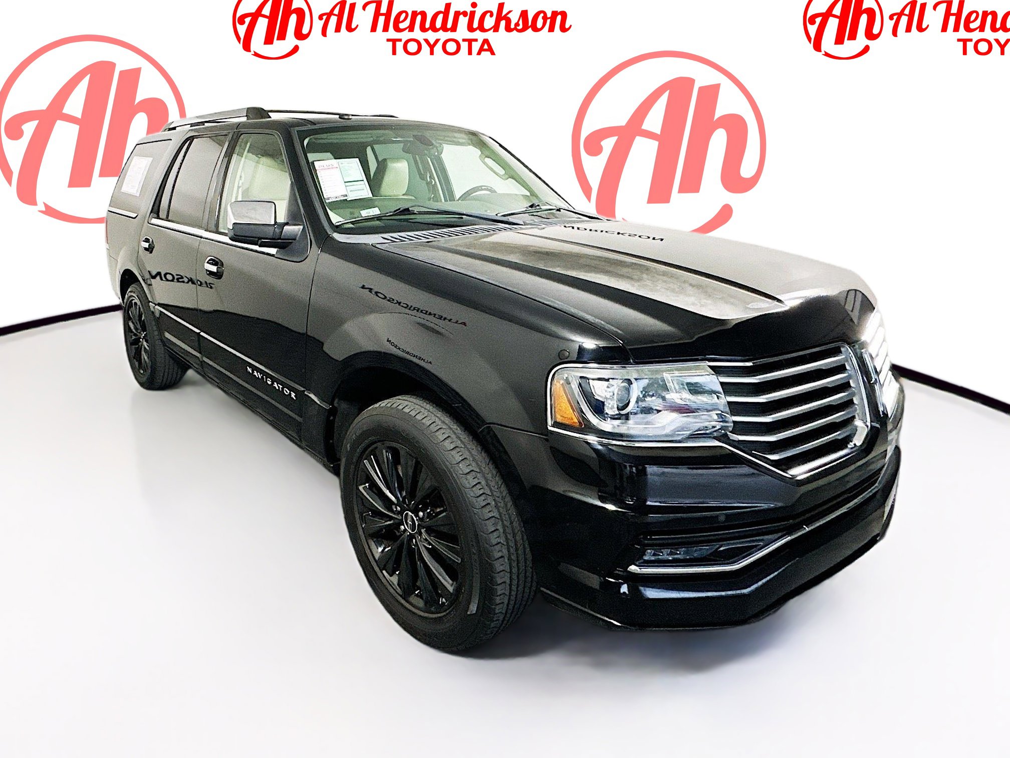 Used 2016 Lincoln Navigator Select