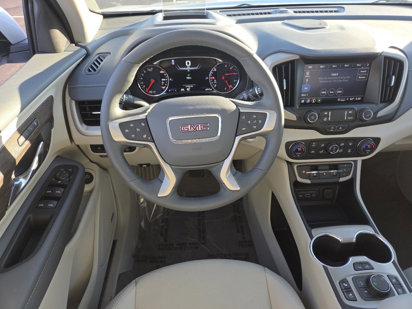 Used 2024 GMC Terrain Denali w/ Denali Premium Package image 29