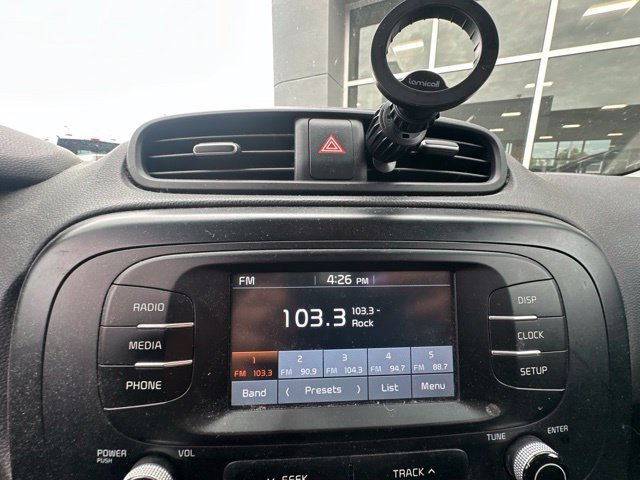 Used 2017 Kia Soul + FWD image 21