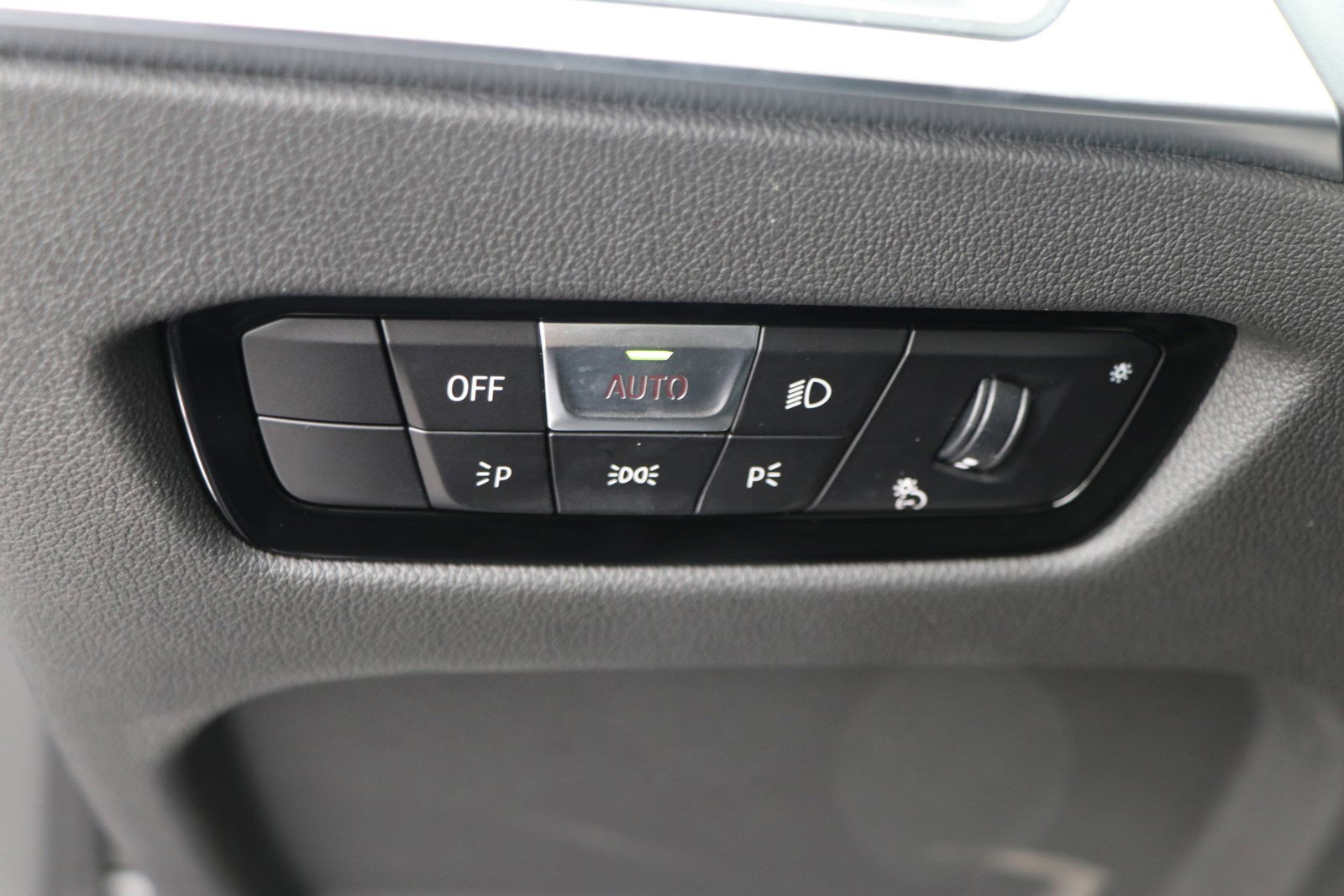 Certified 2024 BMW M240i xDrive Coupe w/ Premium Package image 25