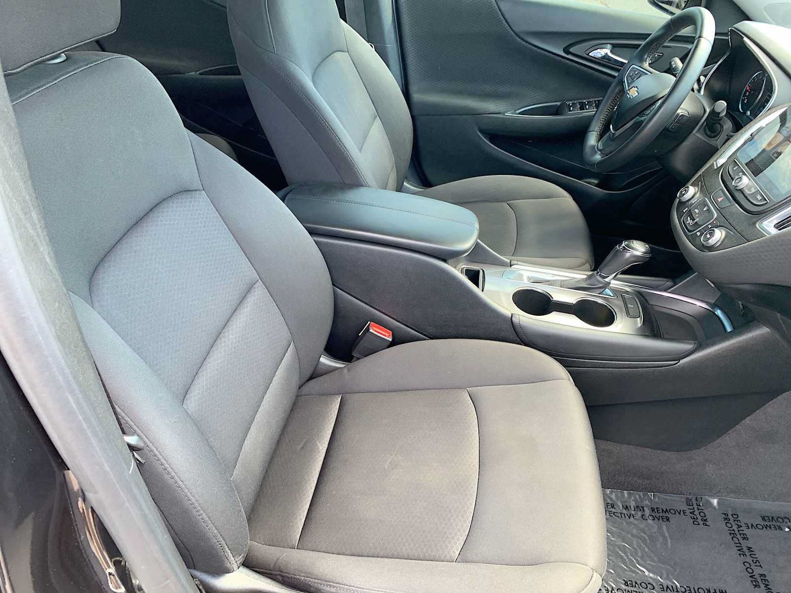 Used 2018 Chevrolet Malibu LT w/ Redline Edition FWD image 26