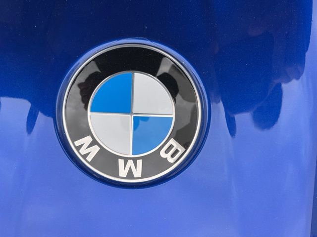 Used 2025 BMW M5 w/ Carbon Package image 22