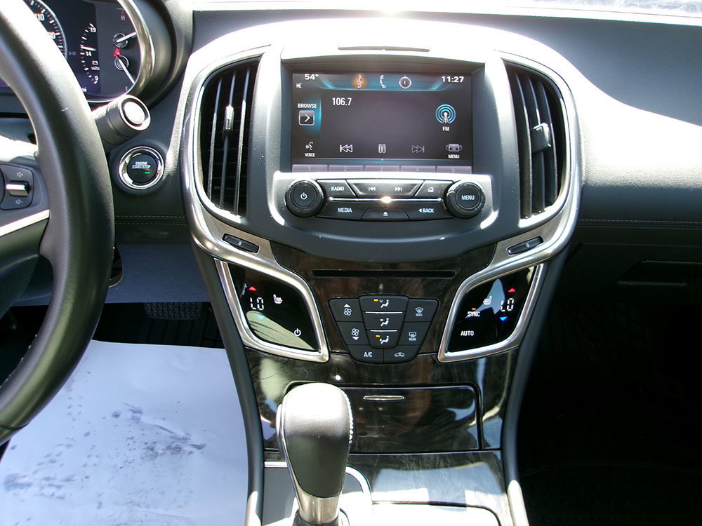 Used 2015 Buick LaCrosse Leather FWD image 16
