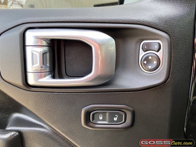 Used 2022 Jeep Gladiator Mojave w/ Cold Weather Group AWD/4WD image 22